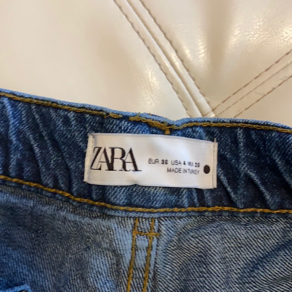 Zara wide leg jeans size 4